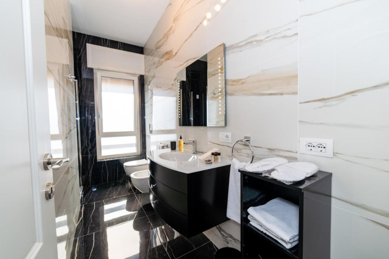 Les Suites Di Adi Apt Bari Exterior foto